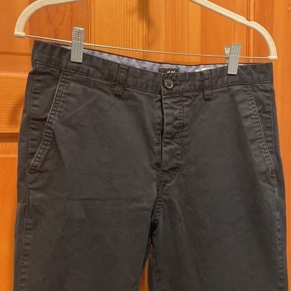 H&M Black Slim Fit Button-Fly Chino Pants Size 32R - Picture 3 of 6
